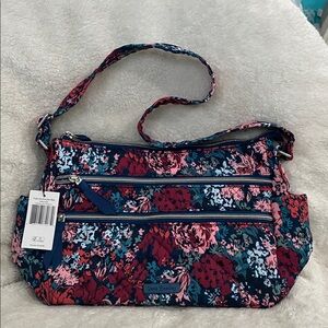 🆕Vera Bradley Triple Zip Shoulder Bag, Cabbage Rose Cabernet